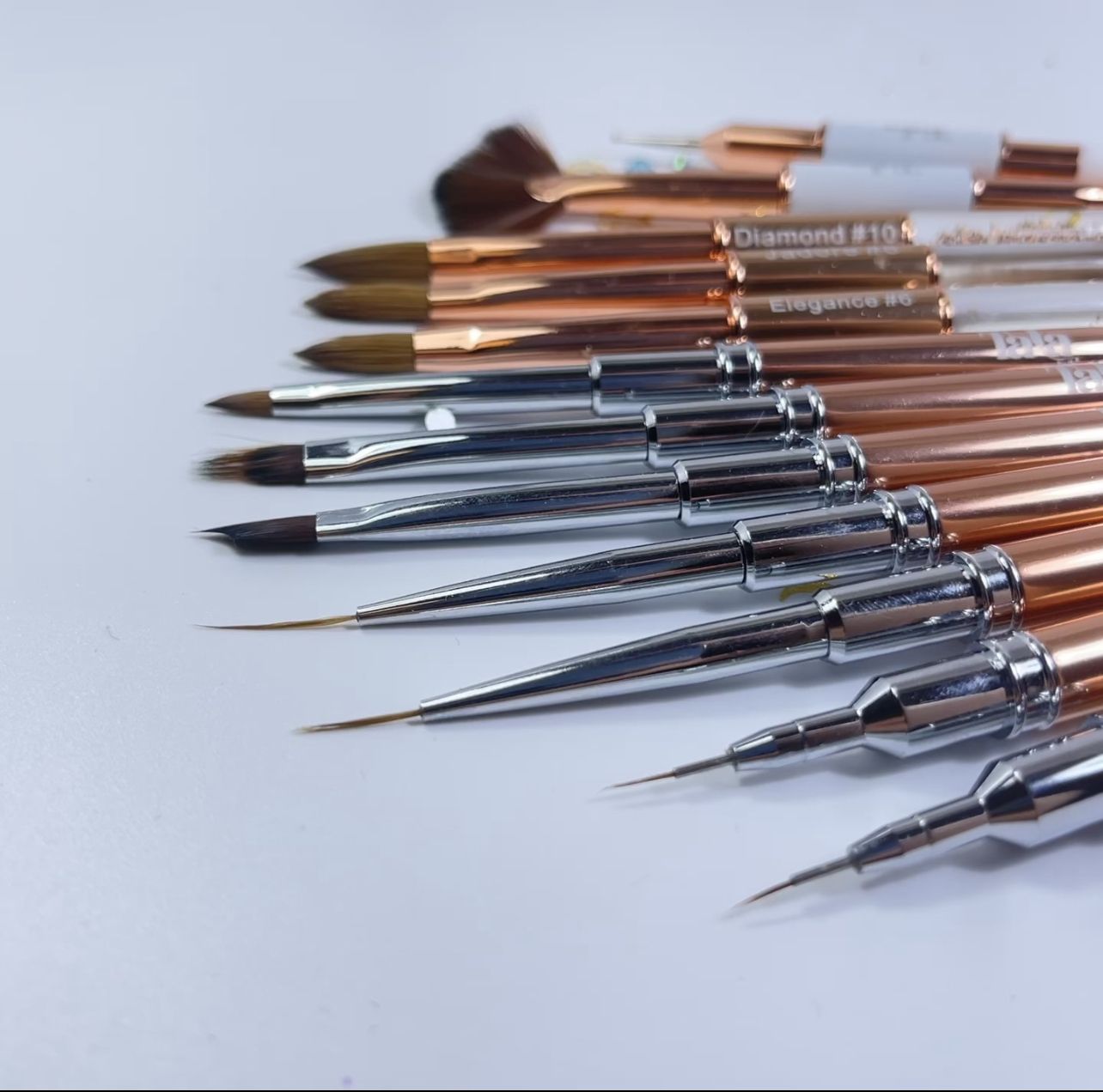 Kit 12 pinceles tala Nails - Imagen 3