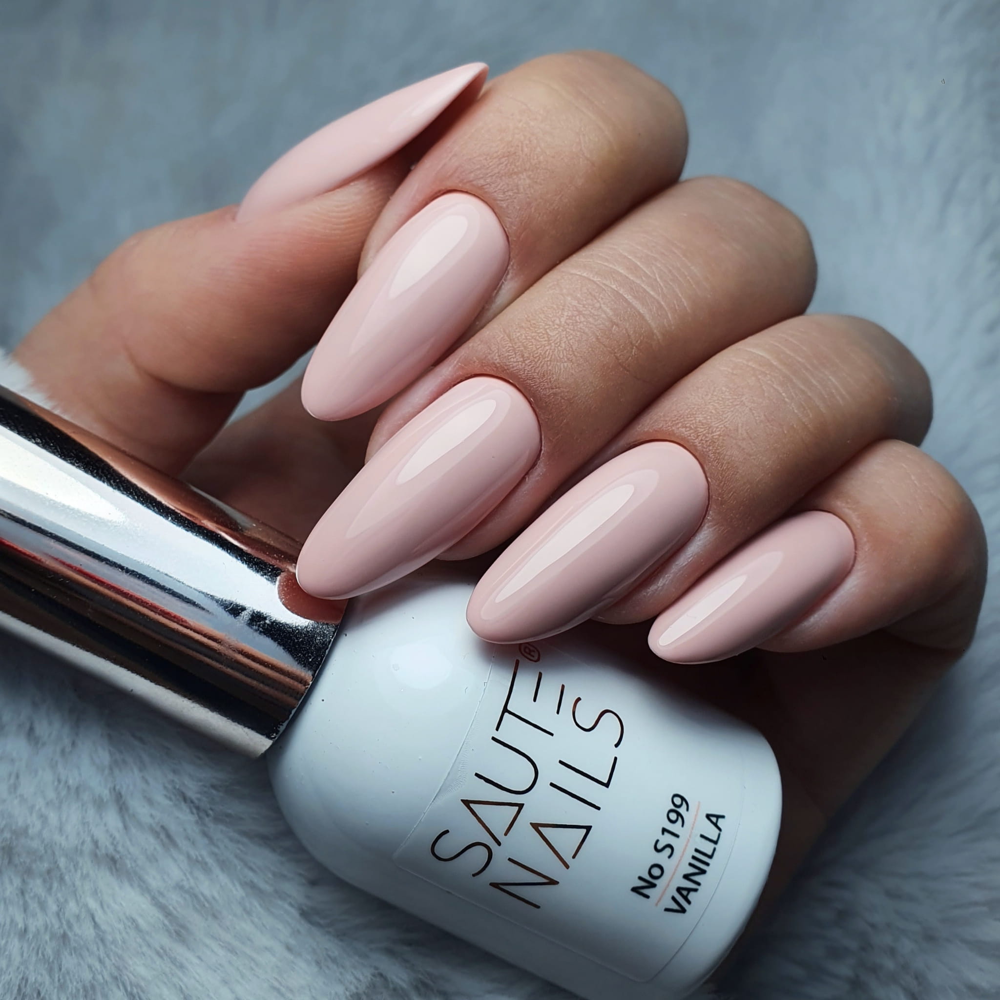 Esmalte semipermanente HYBRID 8 ML- S199 VANILLA