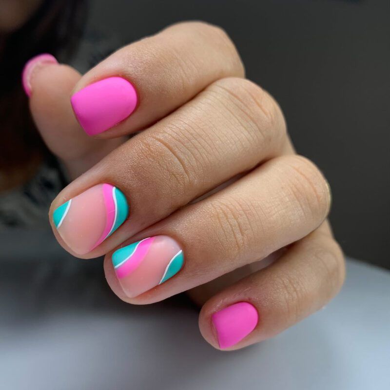 Esmalte semipermanente  HYBRID 8 ML-S132 CUTIE