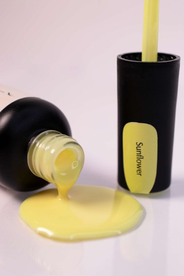 Base Camouflage PNB Sunflower Yellow 8ml