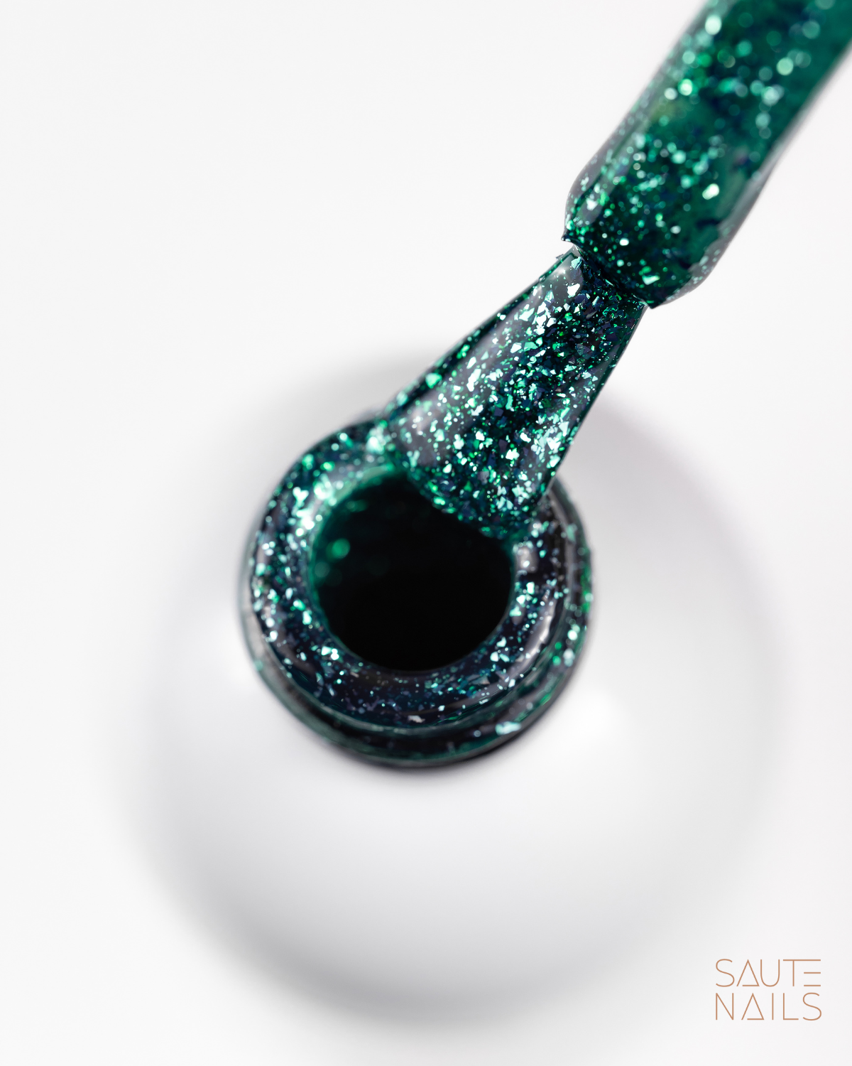 Esmalte semipermanente HYBRID 8 ML- S288 Mistletoe Kisses - Imagen 3