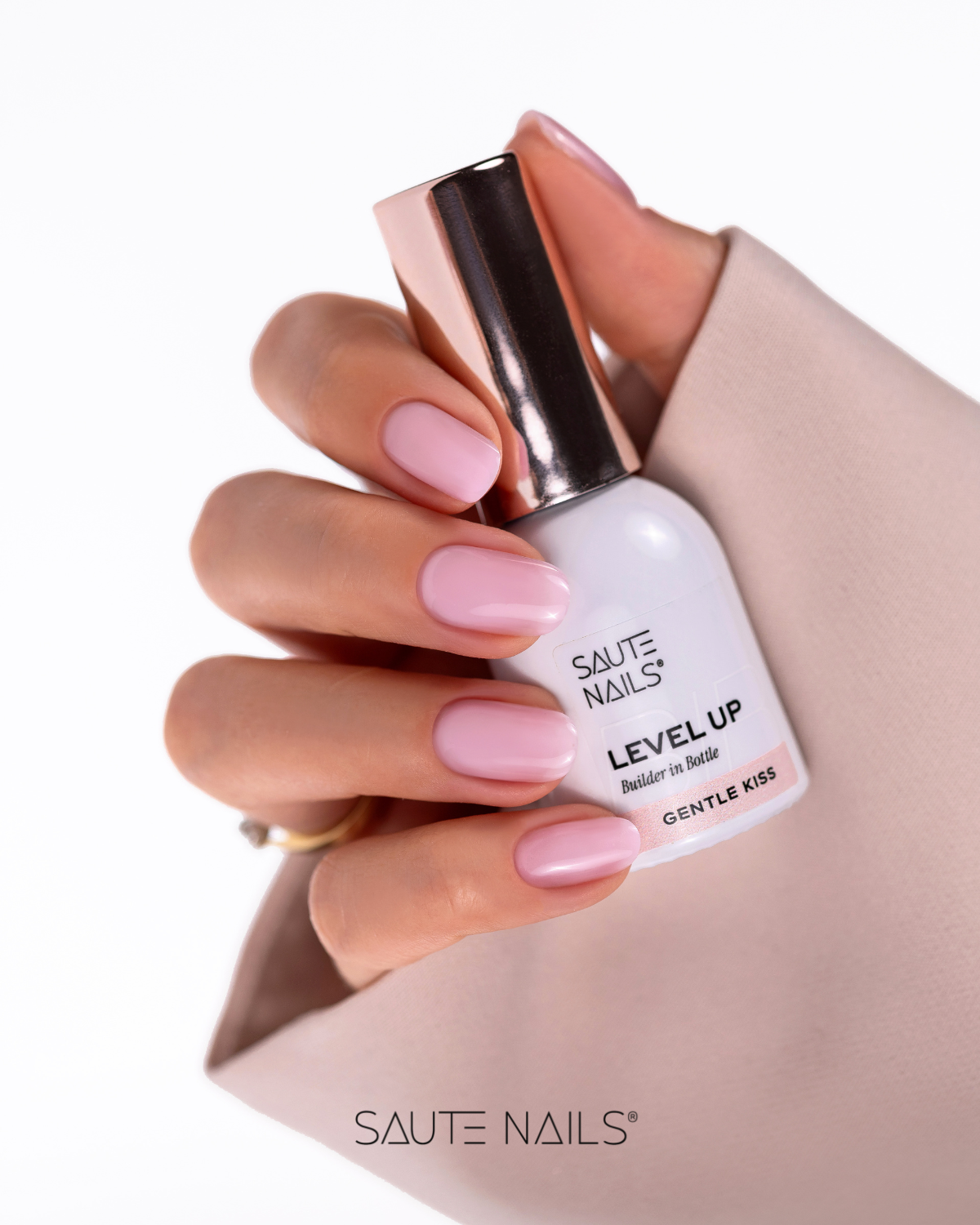 Gel BiB Level Up Gentle Kiss en botella de 8 ml